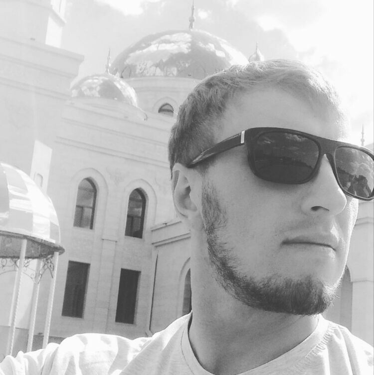  ,   Alexander, 24 ,   ,   