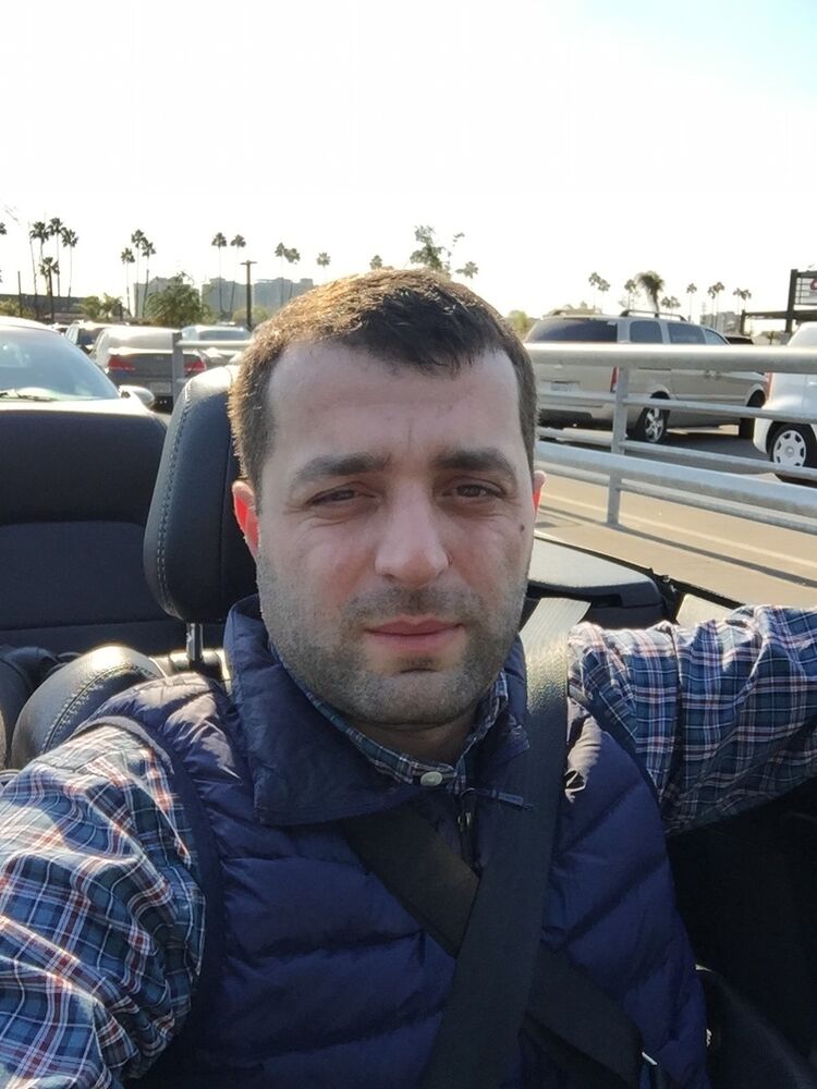  Long Beach,   Devid, 44 ,  