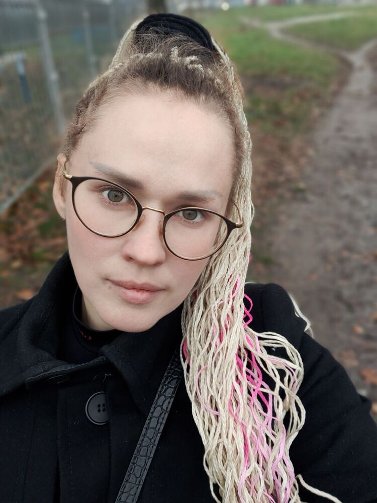  --,   , 42 ,   c , 