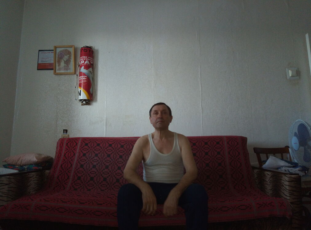  51668919  Petr, 60 ,    