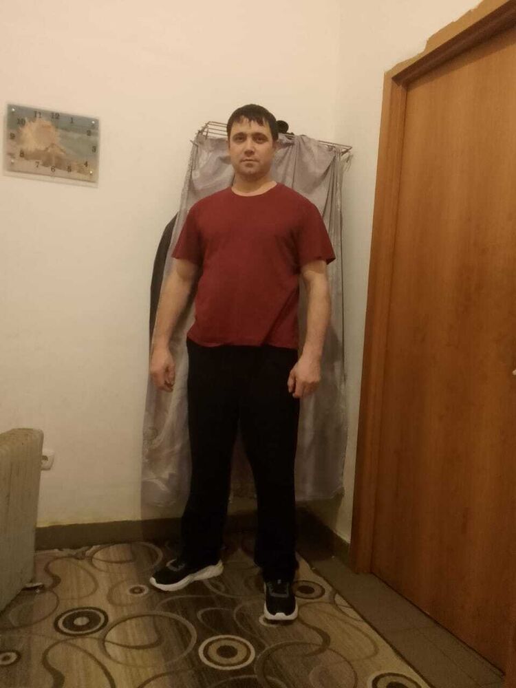  40849709  , 32 ,    