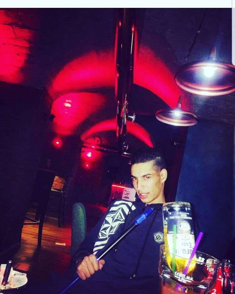  ,   Hicham, 27 ,   ,   , c 