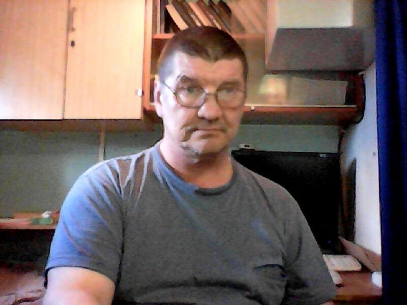  ,   Anton, 60 ,   
