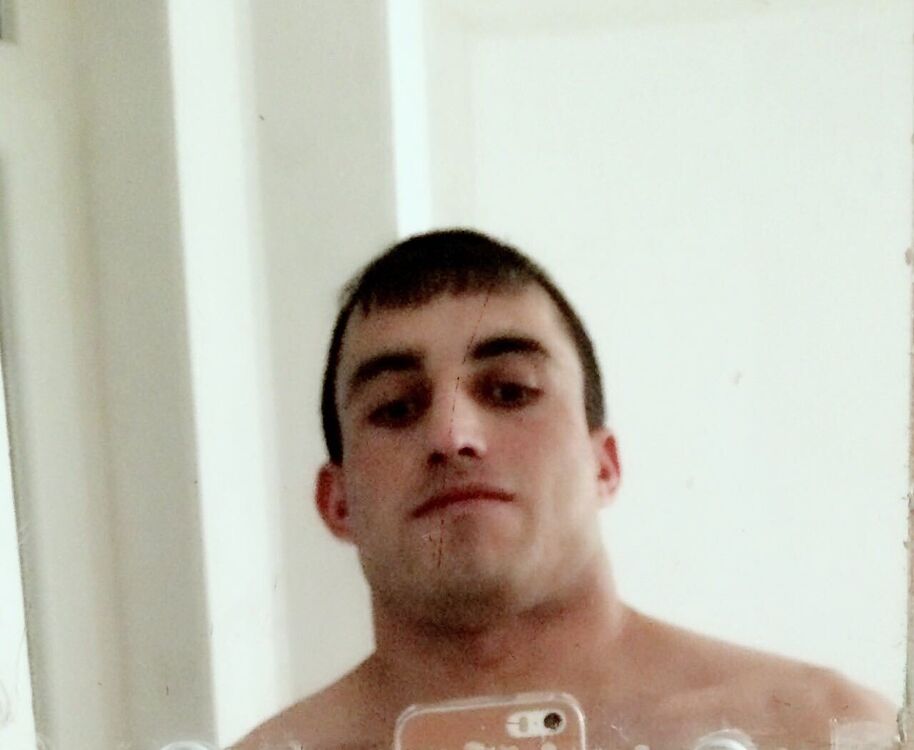  26097619  Alek, 35 ,    