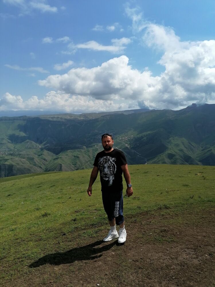  52833029  Ruslan, 38 ,    