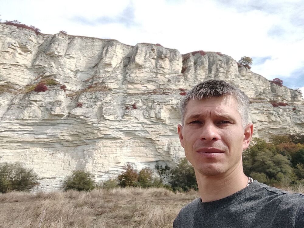  ,   Anatoly, 36 ,   , 