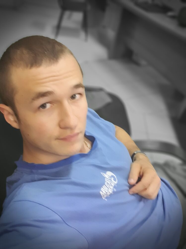  ,   Aleksandr, 35 ,   ,   