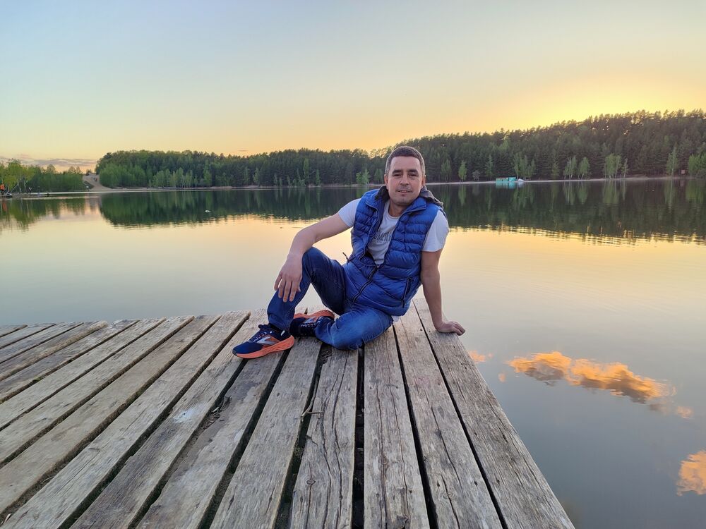  43475159  Ferit, 38 ,    