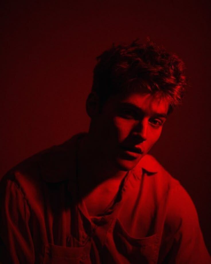  52961679  Loun, 21 ,    