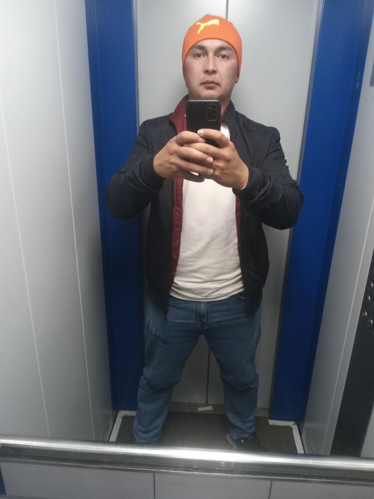  42663649  , 31 ,    