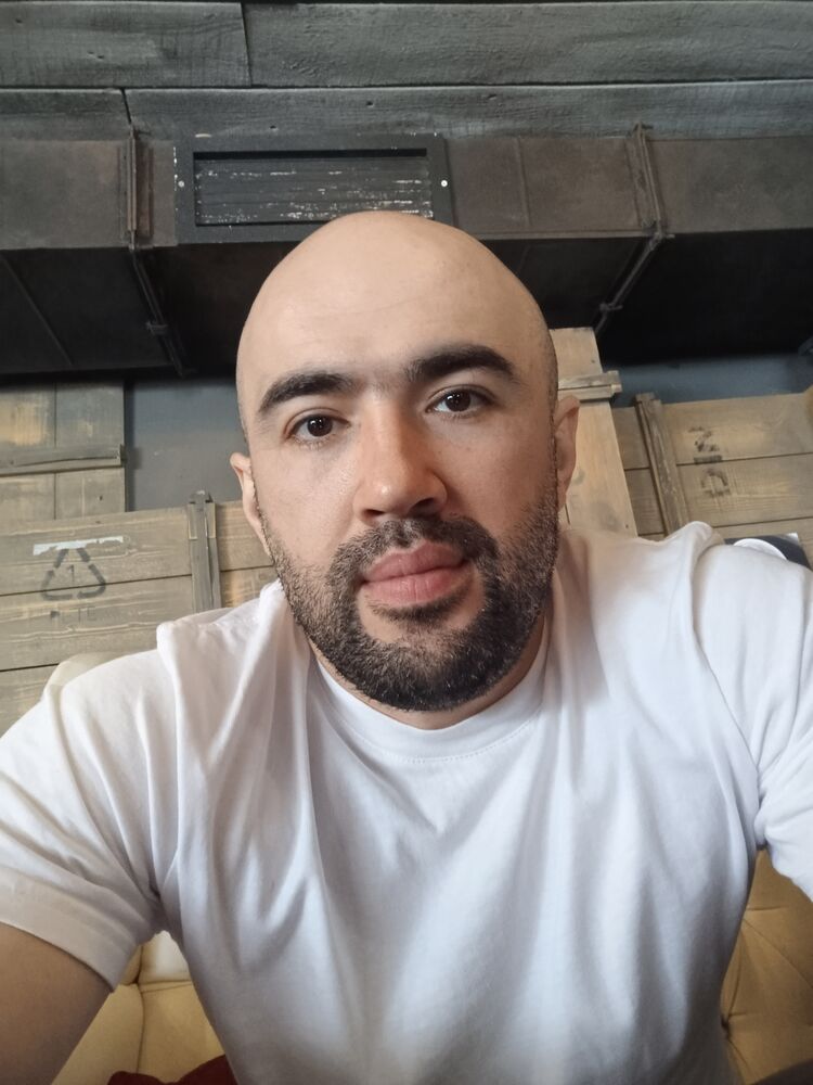  48762509  , 33 ,    