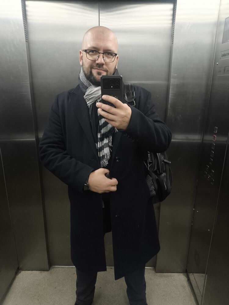  48677209  , 38 ,    