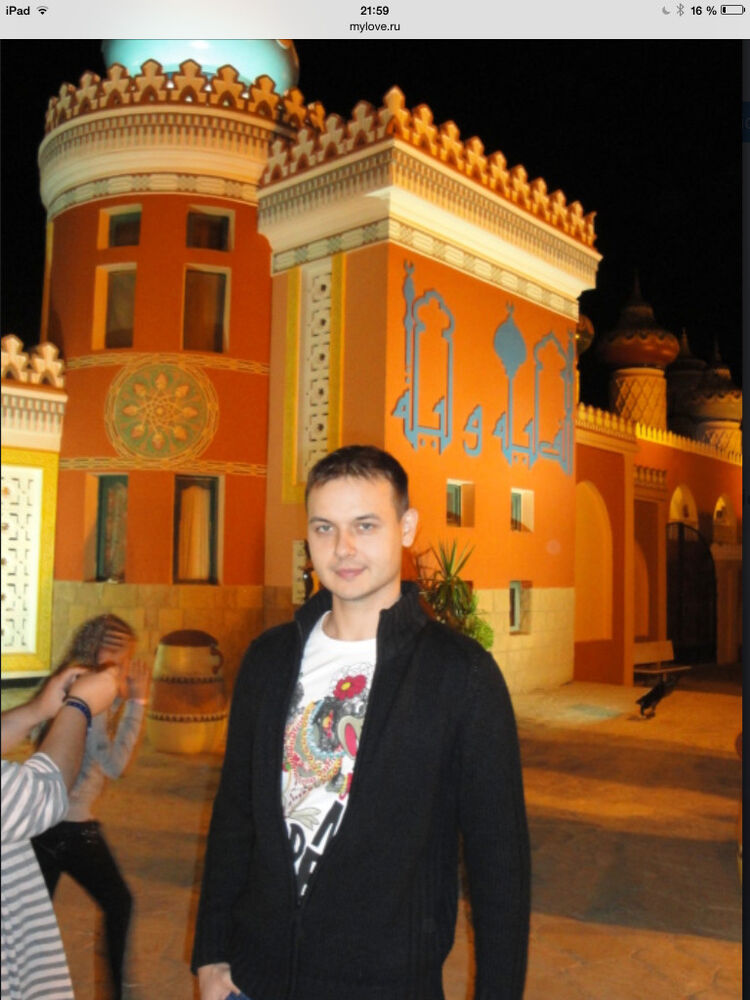  8168439  Anton, 42 ,    