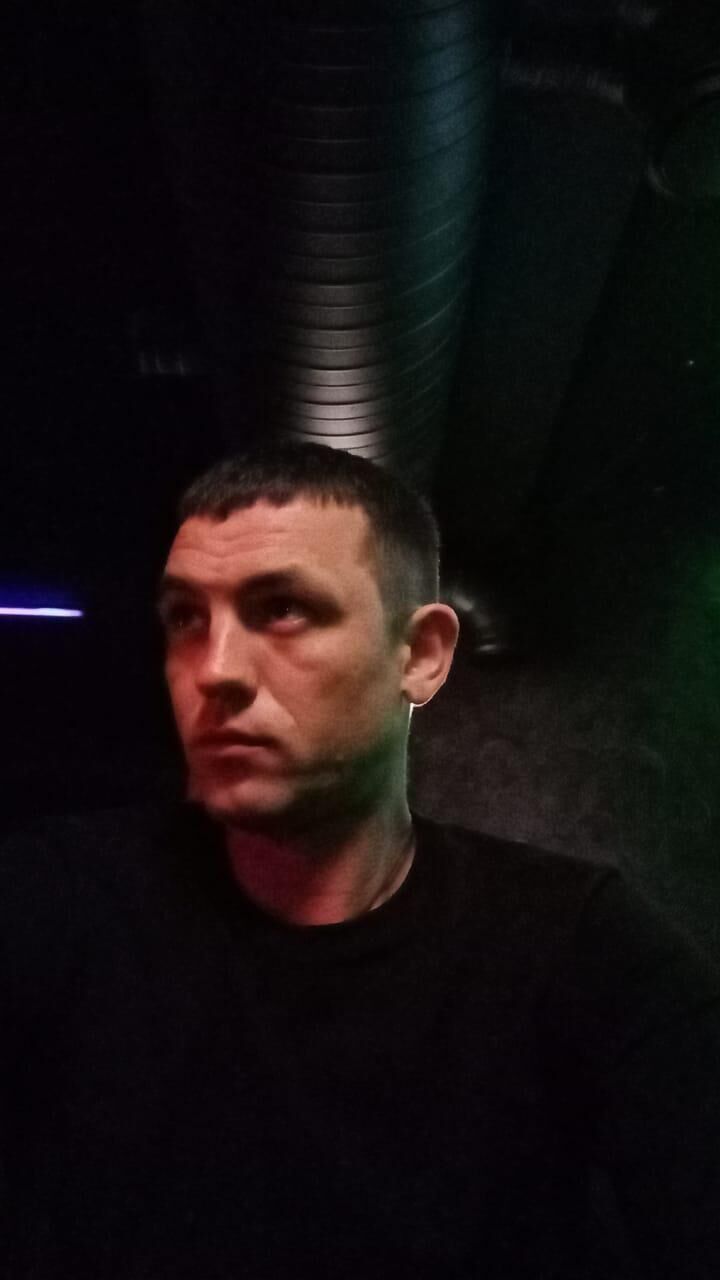  46715449  , 35 ,     
