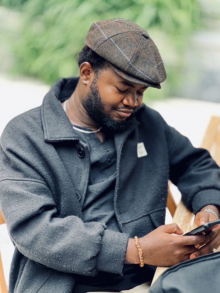  53661819  , 25 ,    --