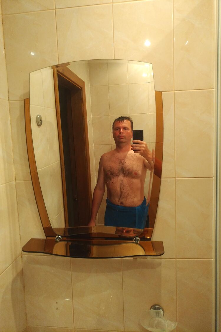  27224909  Mike, 39 ,    -
