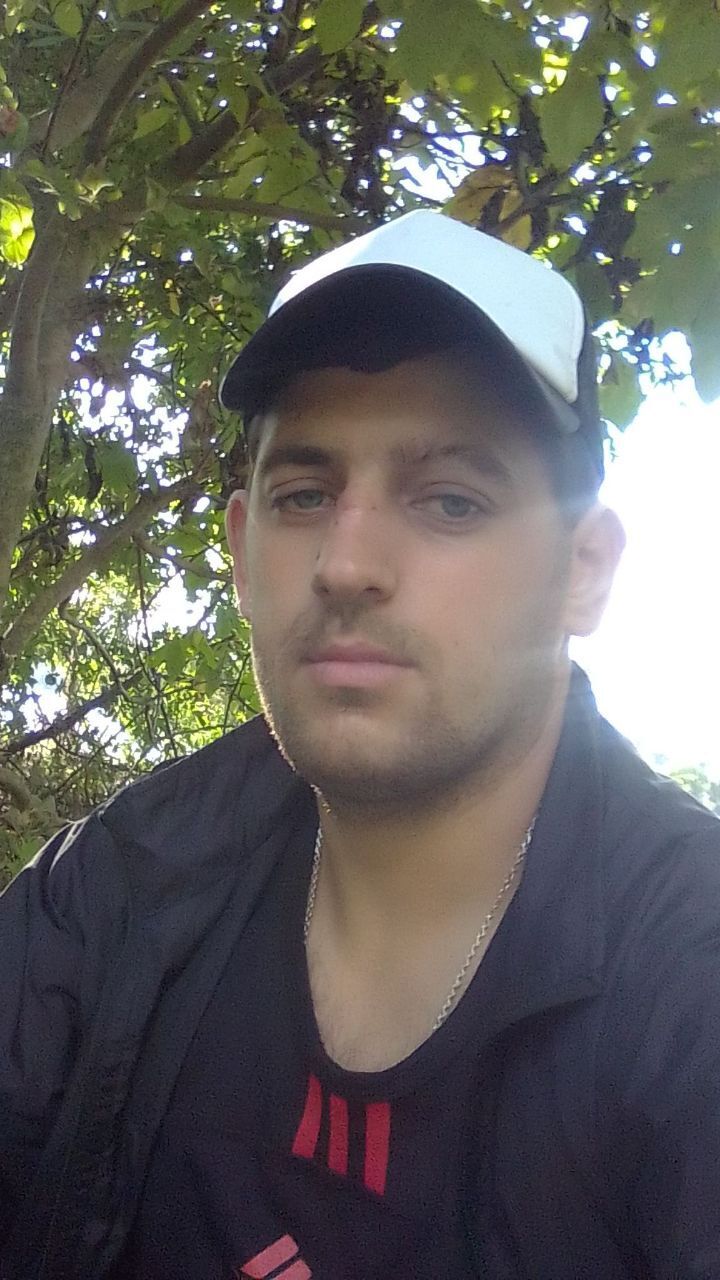 43820729  Igor, 35 ,    