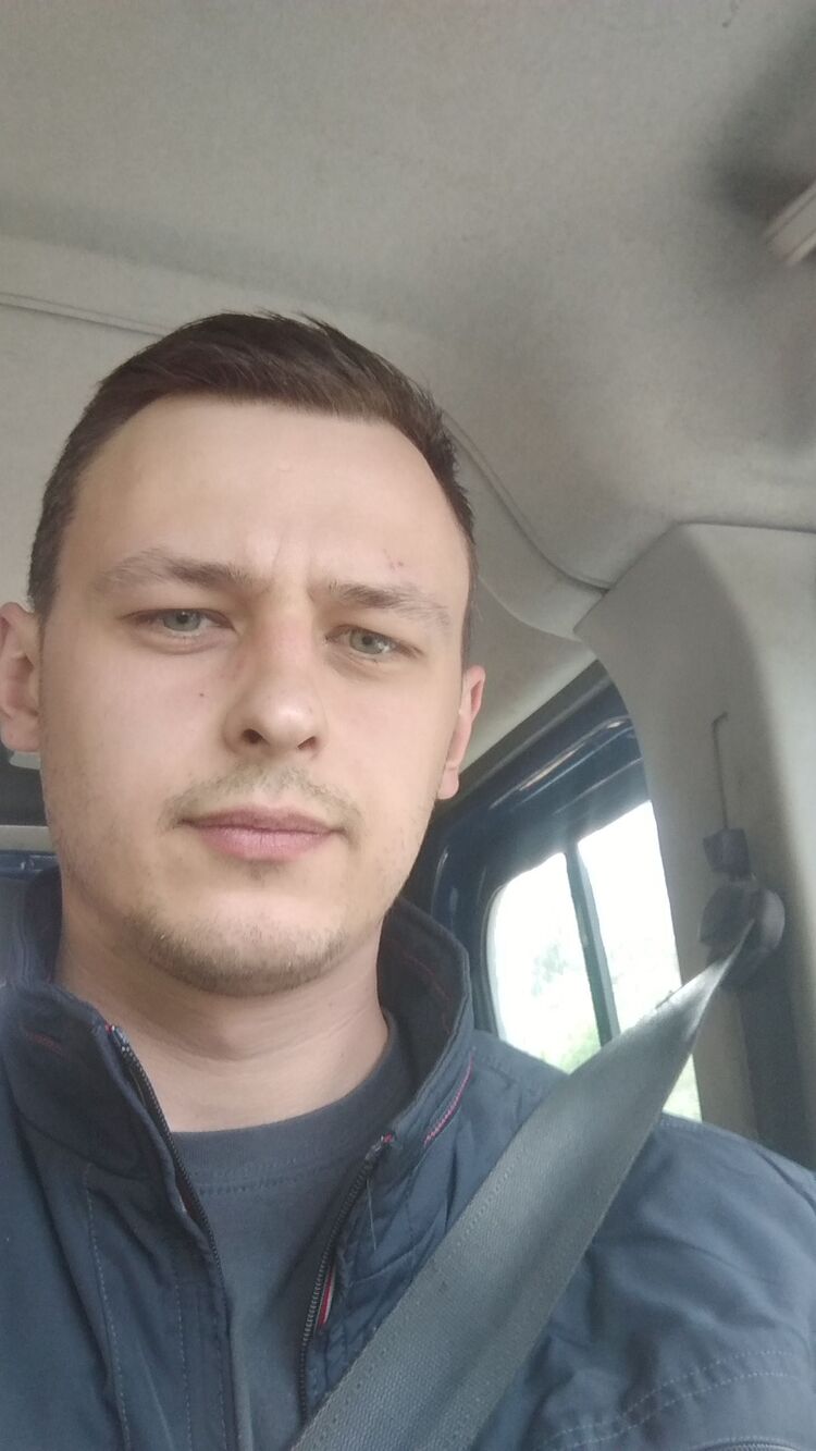  25647369  Andrey, 31 ,    