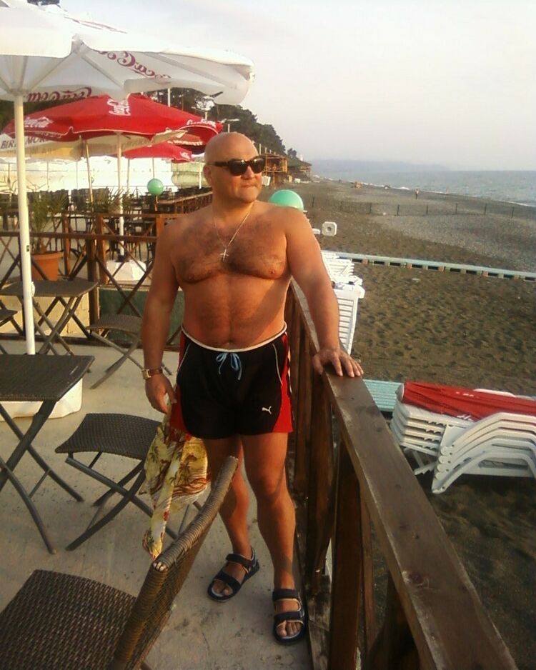  6998859  Zaza, 63 ,    