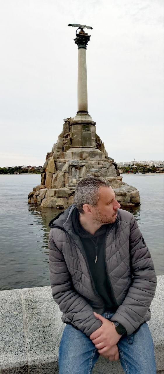  ,   Vitaliy, 47 ,   c 
