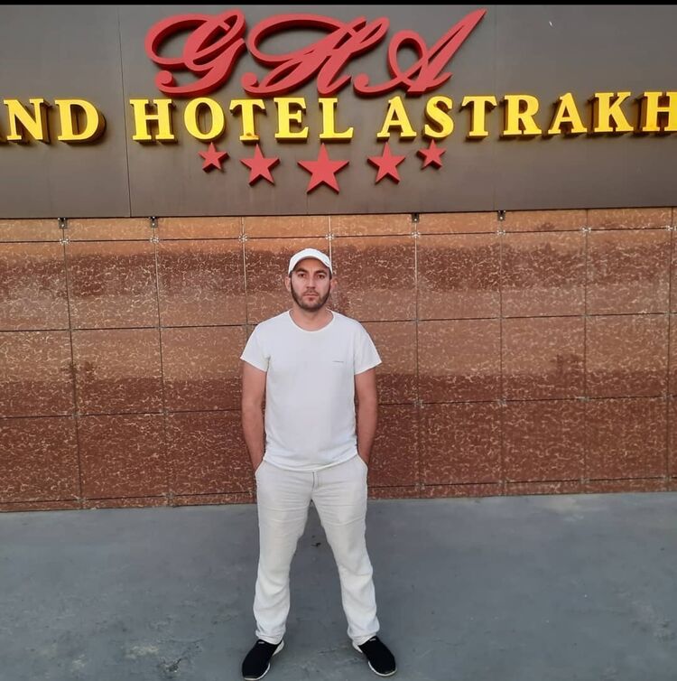  ,   , 100 ,   ,   