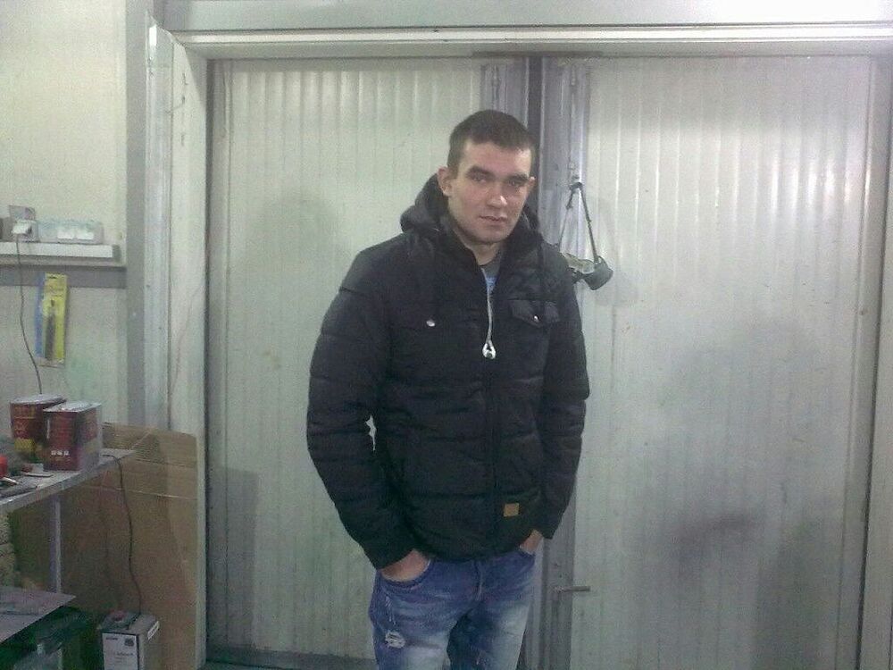  ,   Dmitrii, 34 ,   ,   , c 