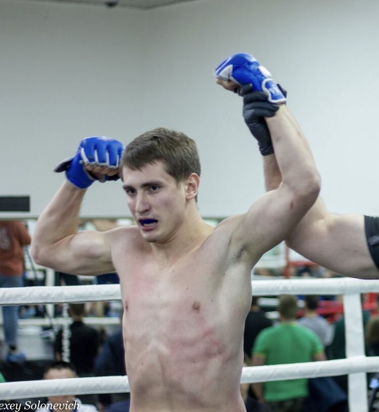  29031409  Stanislav, 25 ,    