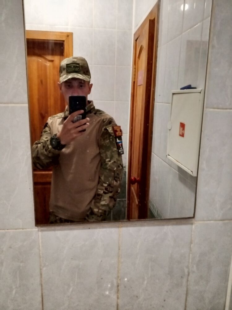  45351649  , 27 ,    
