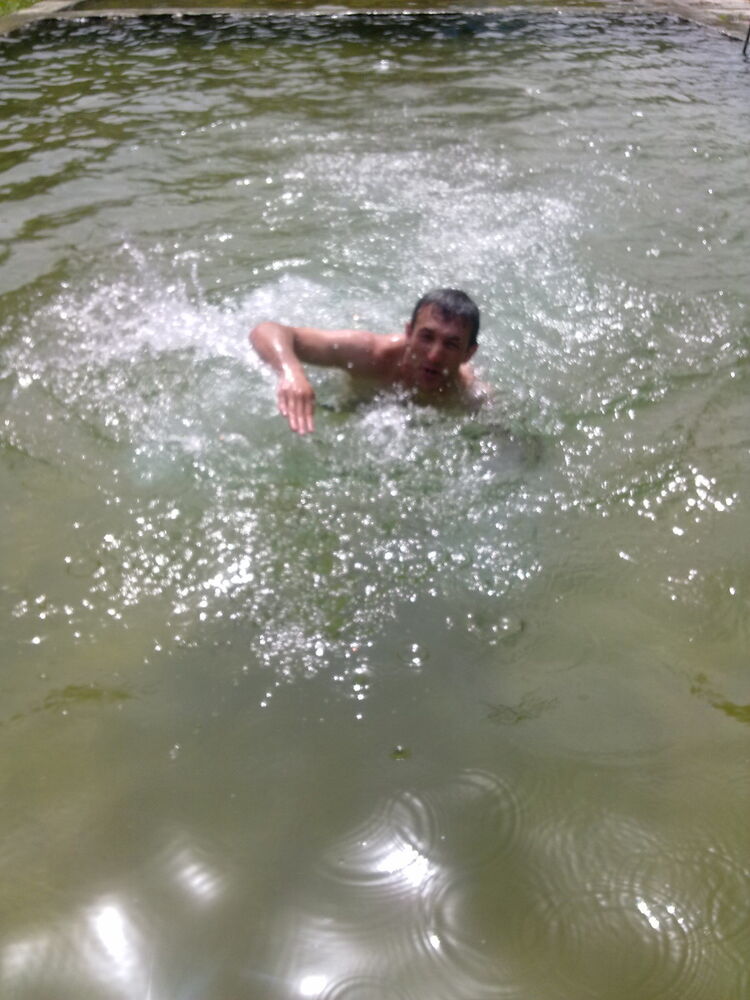  4864619  Valod, 39 ,    