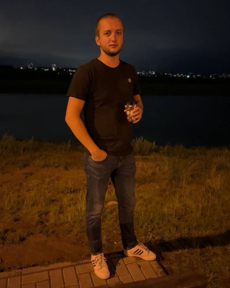  ,   Sergeu, 29 ,   ,   