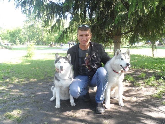  ,   Vitalik, 48 ,  