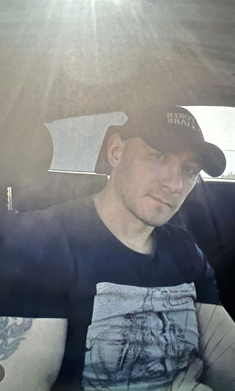  32072829  , 37 ,    
