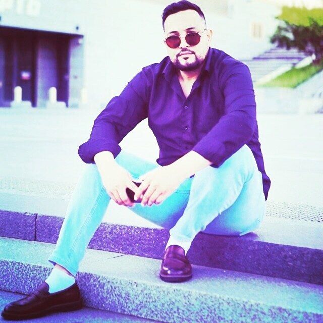  ,   Mustafo, 32 ,   ,   