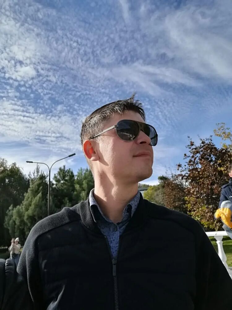 костя парень лпшки. костя брешенков. громов костя 38 лет саратов. парень 25 лет. мужчин костя.