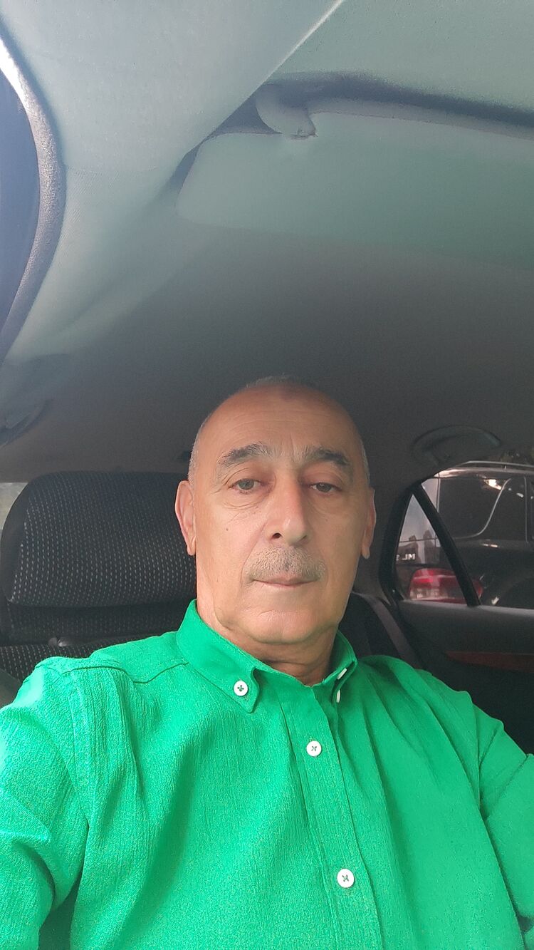  38423829  Etibar, 55 ,    