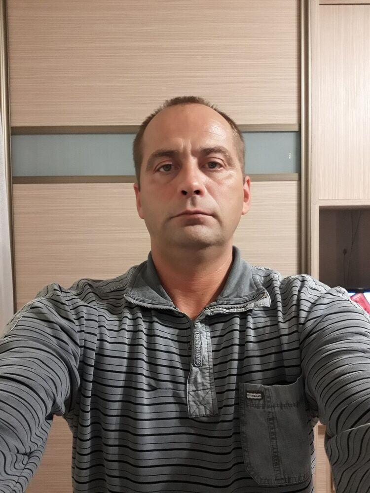 13676749  , 49 ,    