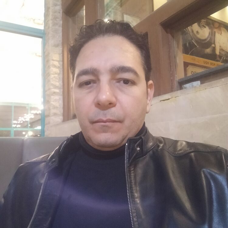  32697919  Ahmed hashem, 46 ,    