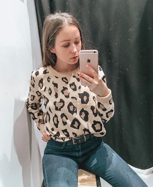  ,   Liska, 24 ,   ,   , c , 