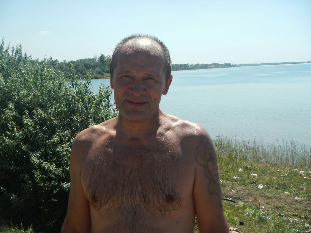  7535119  Aleks, 62 ,     