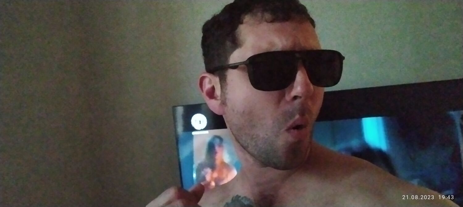  ,   Pavel, 36 ,   ,   