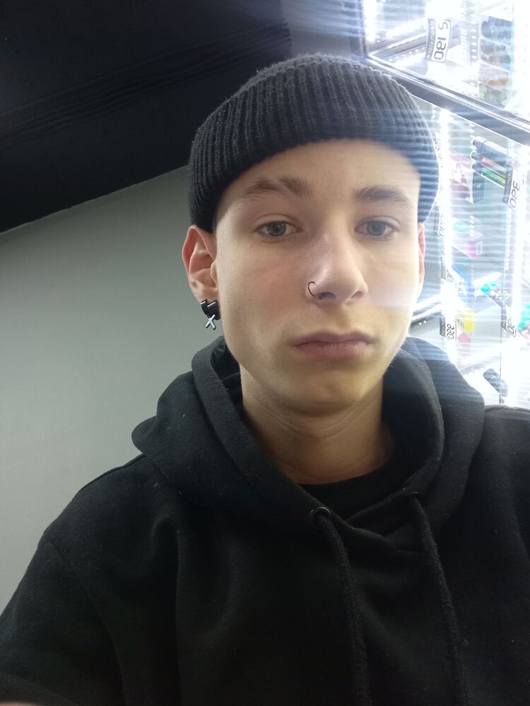  31555689  , 22 ,    