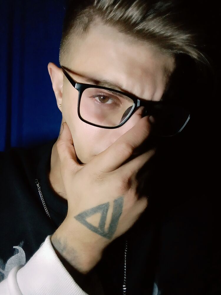  52329509  , 26 ,    