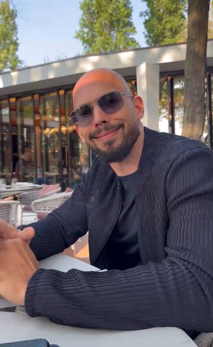  53767939  Igor, 27 ,    