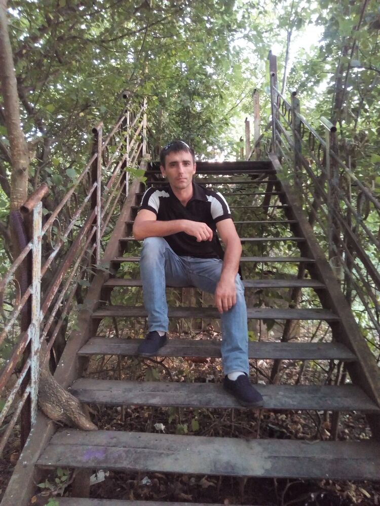  ,   Vladimir, 40 ,   ,   