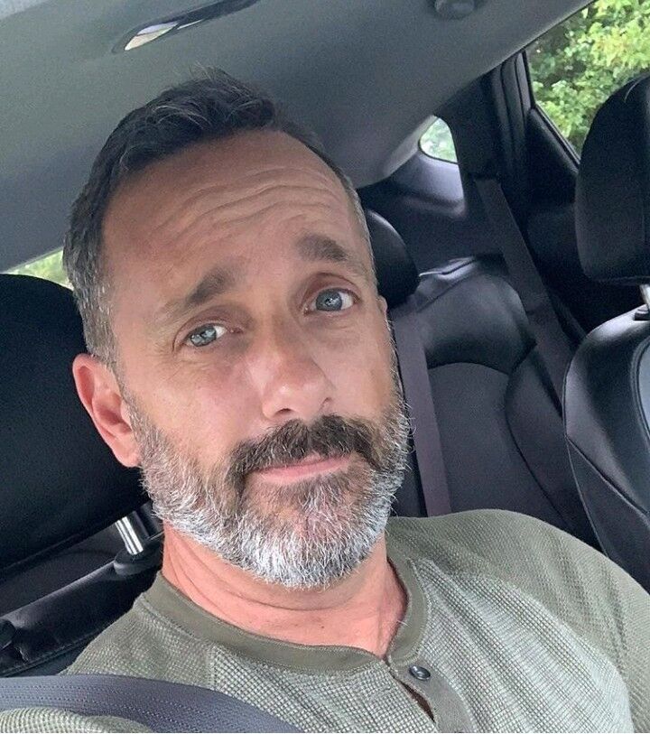  Salaverry,   Harry, 61 ,   ,   , c 