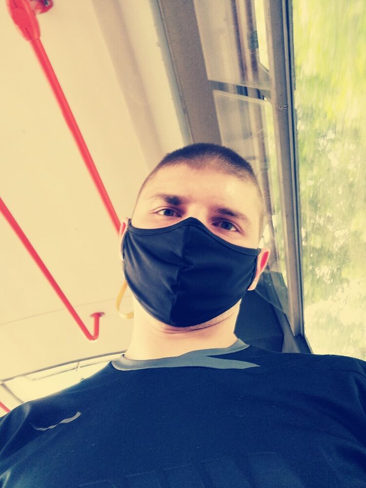  ,   Nikolas, 33 ,   ,   , c 