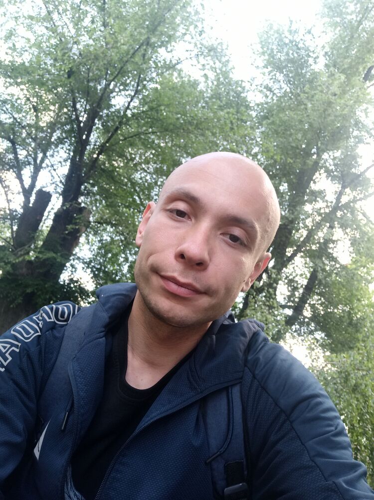  44769809  , 34 ,    