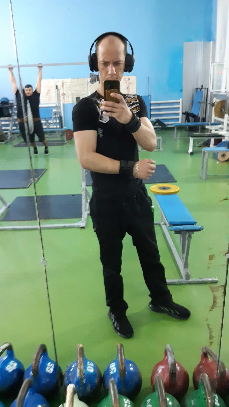  22915329  , 32 ,    