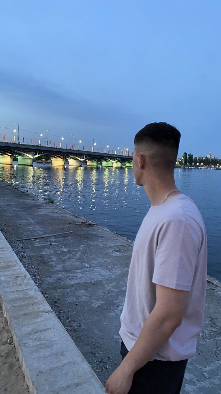  47838519  , 24 ,    