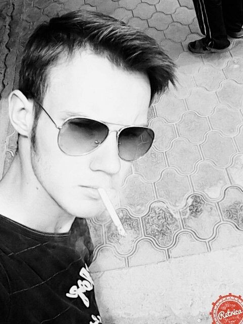  ,   Rich, 27 ,   